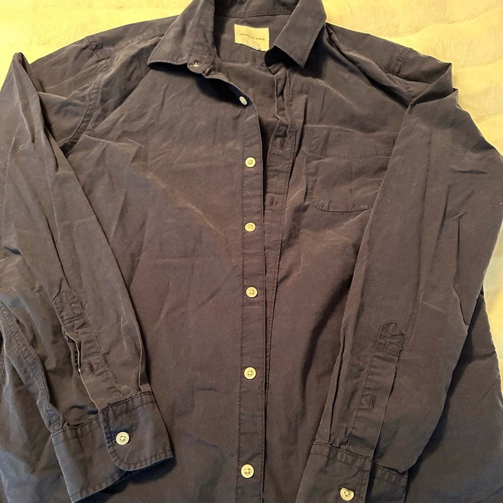 American Eagle button down shirt